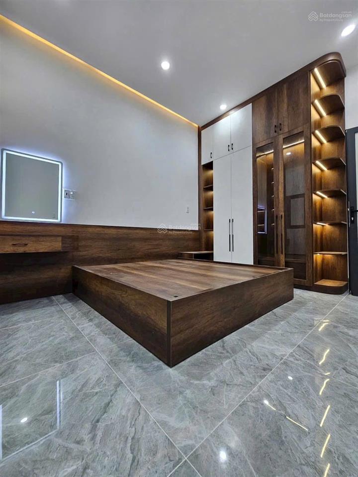 Bán nhà 1/ xã tân kiên sổ hồng riêng giá 1tỷ145 triệu không phát sinh,mua ở hoac cho thuê 8tr/tháng