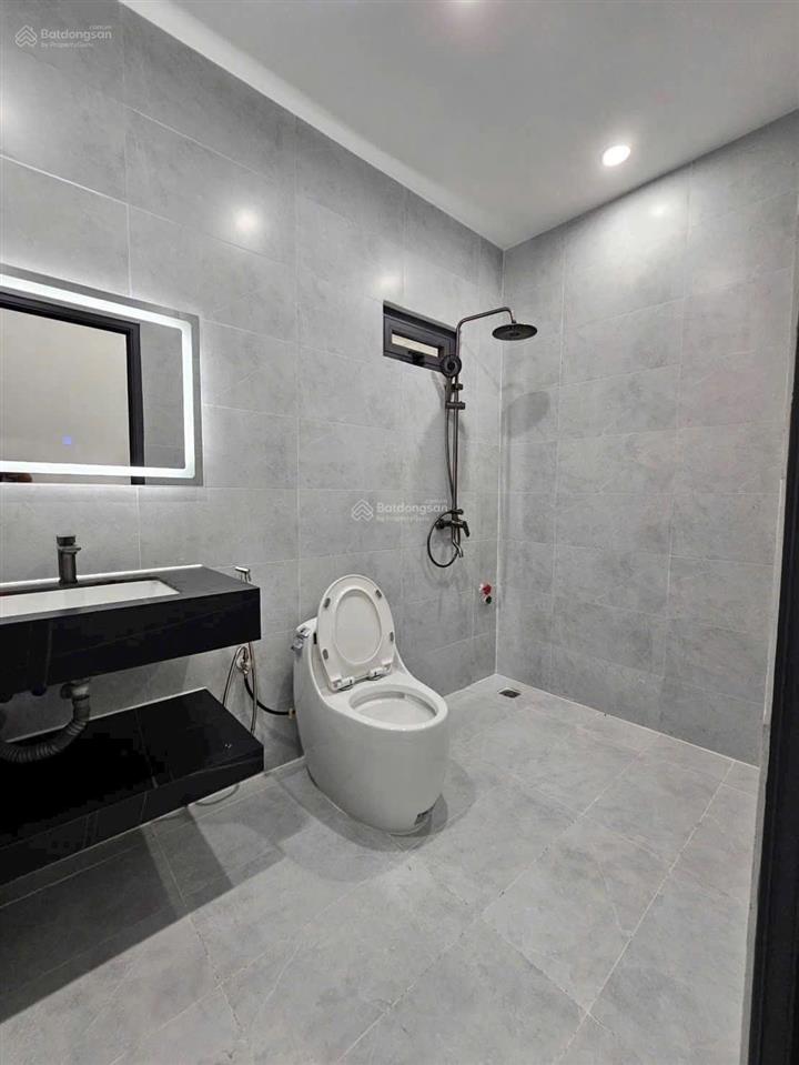 Bán nhà 1/ xã tân kiên sổ hồng riêng giá 1tỷ145 triệu không phát sinh,mua ở hoac cho thuê 8tr/tháng