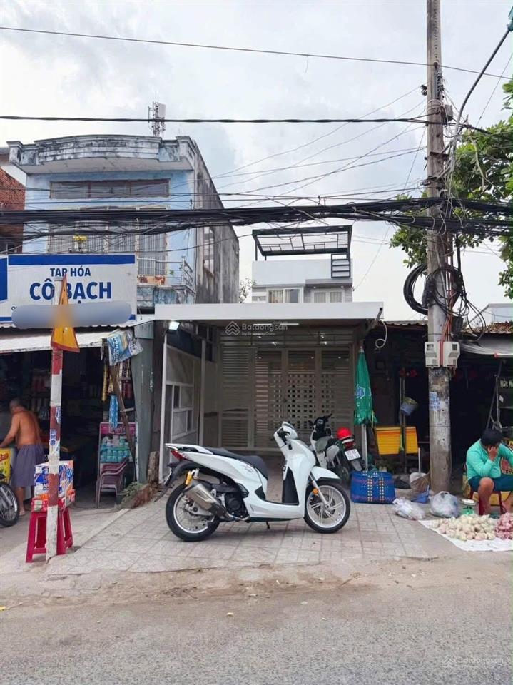 Bán nhà ngay chợ phong phú sổ hồng riêng giá 1tỷ2 không dính quy hoạch giải toả,đang cho thuê 12tr