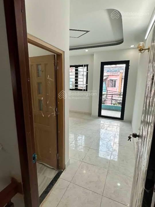 Bán nhà ngay kdc tphcm sổ hồng riêng giá 1tỷ150tr sát võ văn kiệt,đang cho thuê 8tr/tháng.sổ sẵn