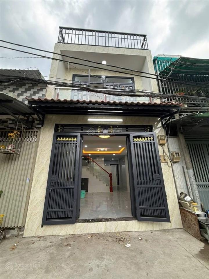 Bán nhà ngay xã hưng long gần kcn tân kim giá 1tỷ170tr sổ hồng riêng,đang cho thuê 9tr/tháng