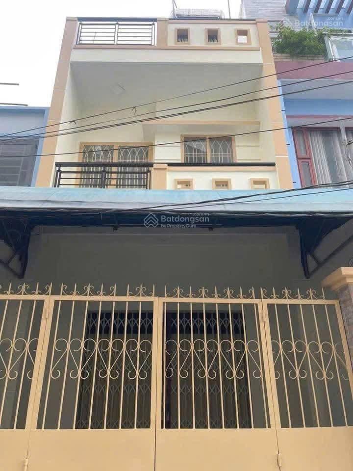 Bán nhà chính chủ ngay chợ bình điền giá 960tr, sổ hồng riêng, đang cho thuê 7tr/tháng.