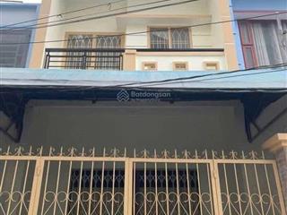 Bán nhà chính chủ ngay chợ bình điền giá 960tr sổ hồng riêng,đang cho thuê 7tr/tháng.