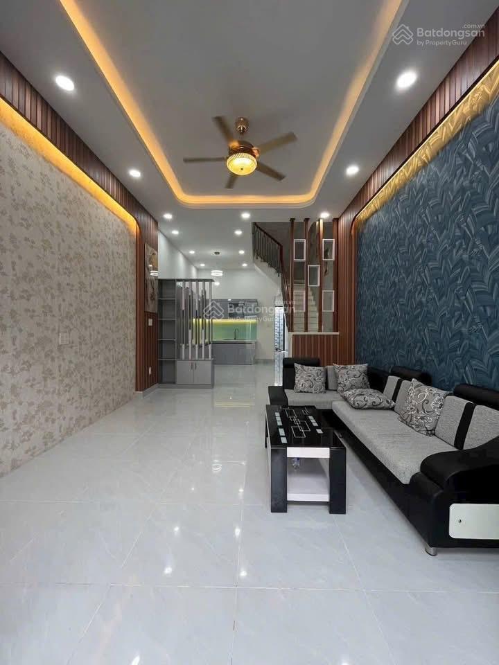 Bán nhà chính chủ tphcm ngay chợ qui đức giá 1 tỷ 260 triệu sổ hồng riêng gần kcn tân kim.