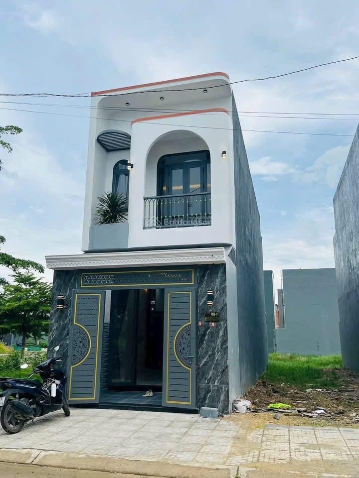 Bán nhà chính chủ tphcm ngay chợ qui đức giá 1 tỷ 260 triệu sổ hồng riêng gần kcn tân kim.