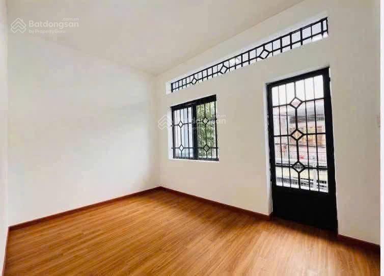 Bán nhà ngay kdc tphcm sổ hồng riêng giá 1tỷ220tr sát chợ bình chánh, đang cho thuê 8tr/tháng