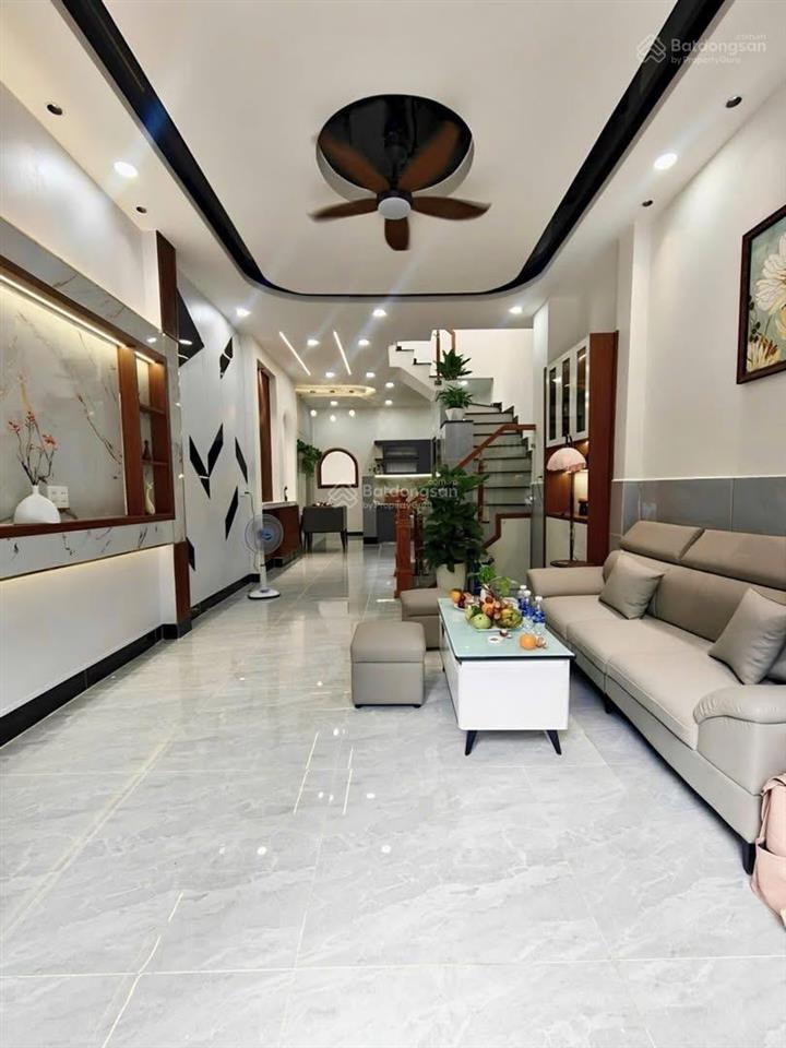 Bán nhà chính chủ ngay vòng xoay an lạc giá 1tỷ550tr sổ hồng riêng,đang cho thuê 8tr/tháng.