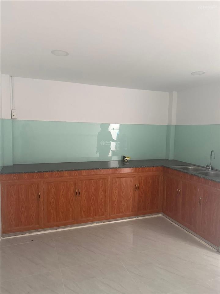 Bán nhà tphcm thanh lý gấp ngay chợ đệm giá 935 triệu sổ hồng riêng, hẻm rộng xe hơi vào tận cửa