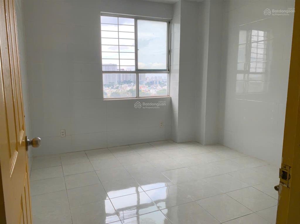 Bán căn hộ 155 nguyễn chí thanh.