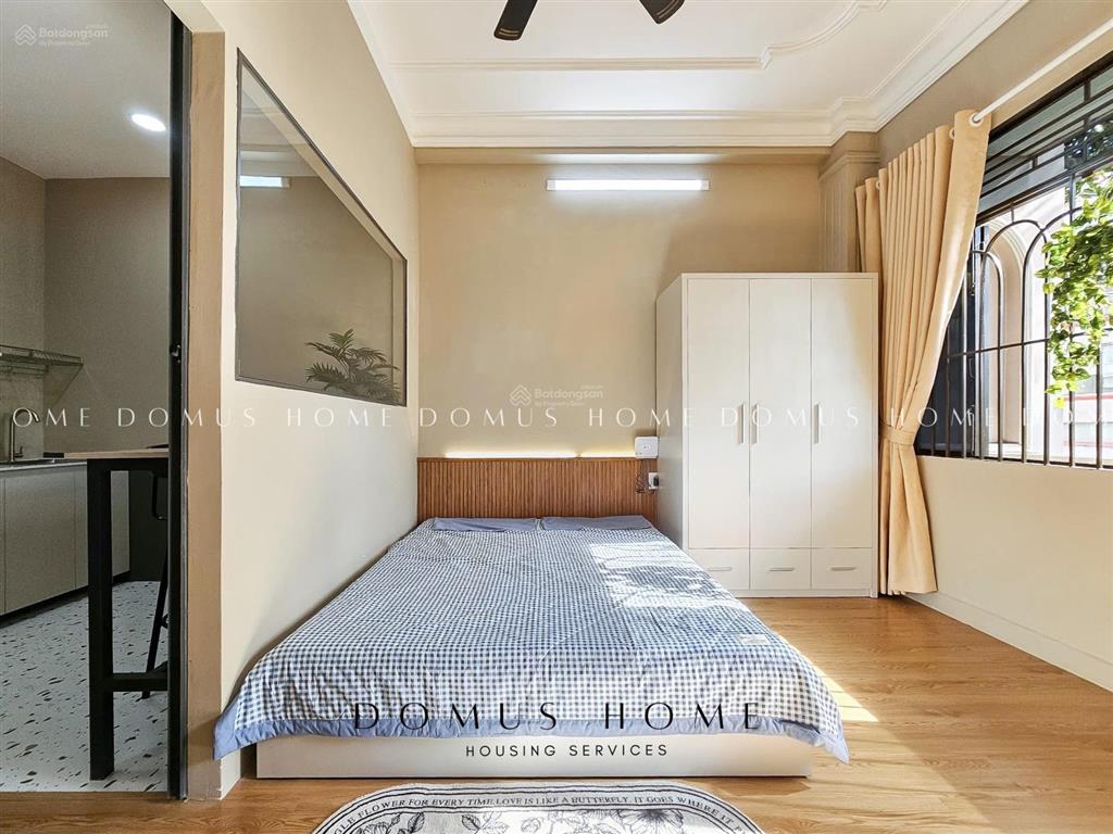 Chdv 1pn mới phòng ban công/tách bếp  trung tâm q4, sát q1  full nội thất  giá ưu đãi!!!