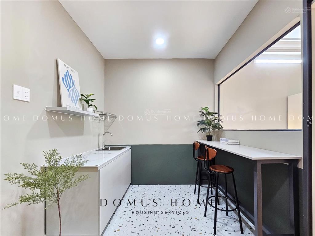 Chdv 1pn mới phòng ban công/tách bếp  trung tâm q4, sát q1  full nội thất  giá ưu đãi!!!