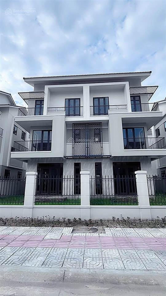 Góc chuyển nhượng song lập centa riverside 180m2  hướng nam vượng khí! chỉ 18,560 tỷ