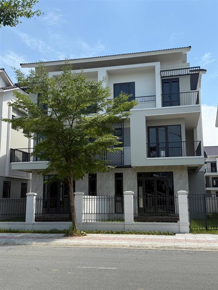 Bán gấp biệt thự song lập 180m2