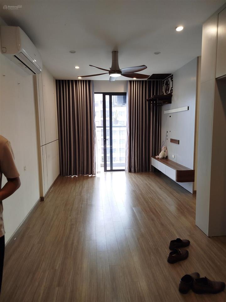 Hàng hiếm có. xung quanh đầy đủ tiện ích.