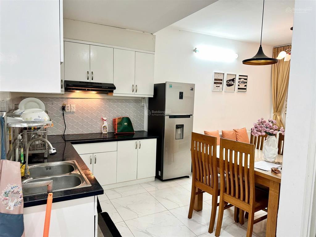 Gia đình em cần bán căn hộ central plaza 50m² lầu cao nơi khởi đầu của mọi may mắn