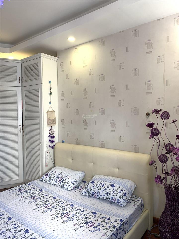 Bán căn hộ thuận việt quận 11 100m2 (3pn/2wc) tầng 8 view đẹp 4.89 tỷ
