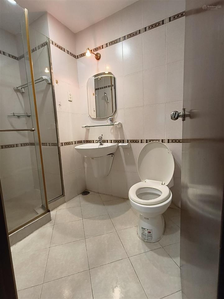 Cho thuê căn hộ tân phước q11 100m2 tầng cao view chill, chủ gửi cho thuê giá 13 triệu