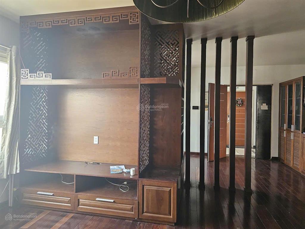 Bán căn hộ cao cấp pn techcons phú nhuận  125m2 tầng cao view đẹp  3pn 2wc  giá 8.5 tỷ bán gấp