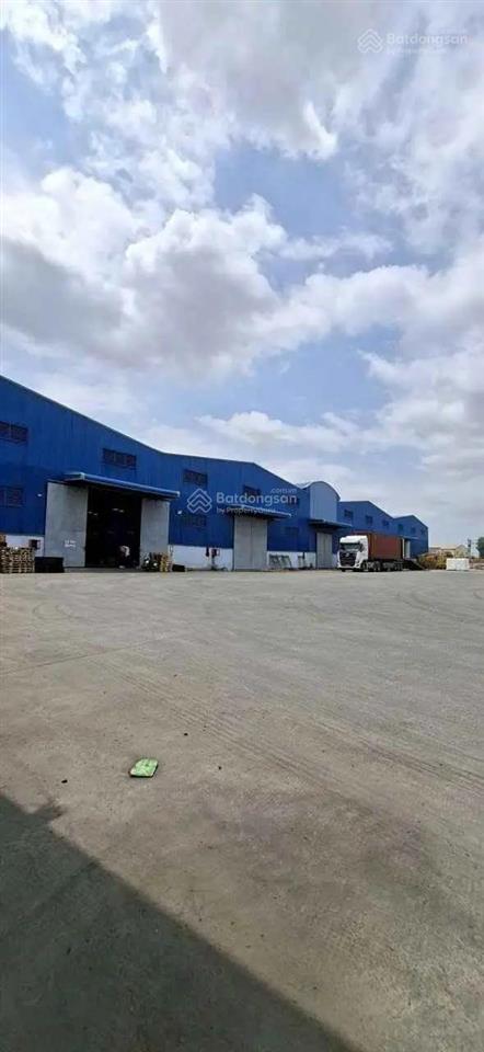 Bán gấp kho xưởng tại khu công nghiệp tân đô , xã đức hòa tỉnh long an, diên tích đất 25,000 m