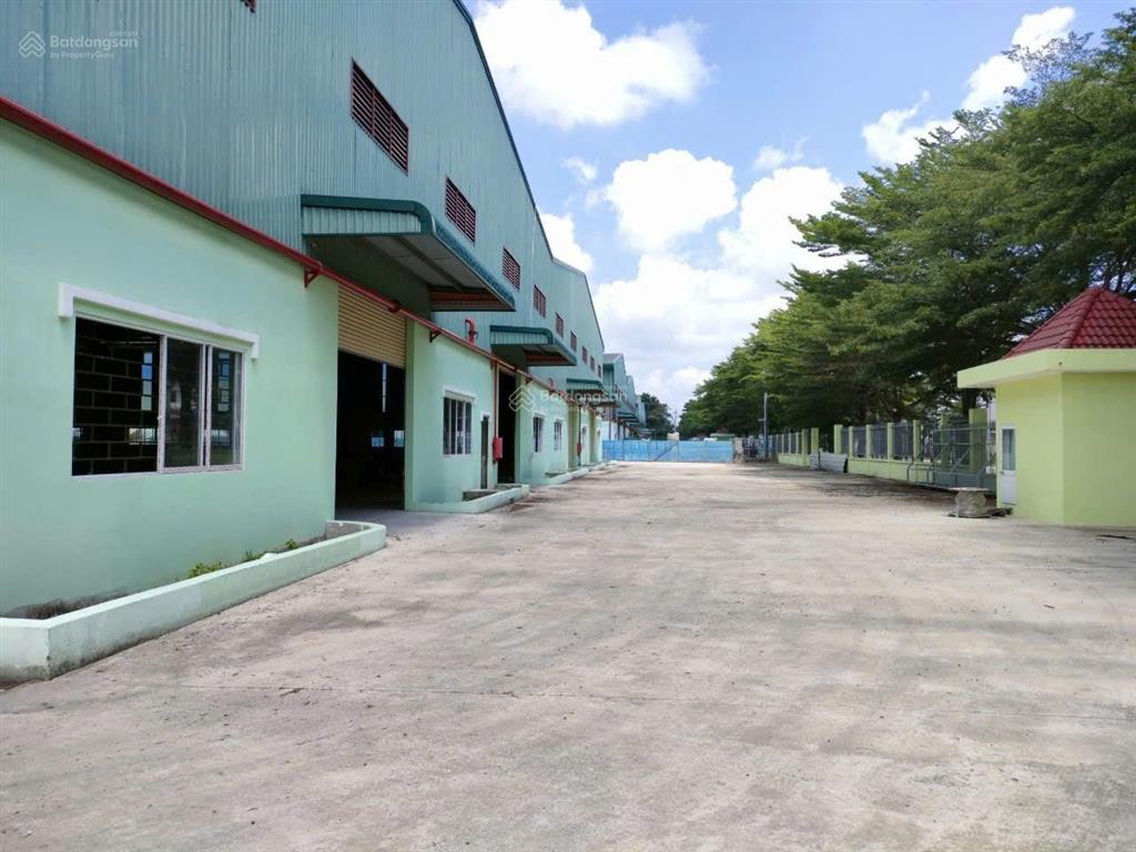 Cho thuê gấp kho xưởng tại đường nguyễn hữu trí xã bình lợi huyện bình chánh, tổng đất 18000 m2
