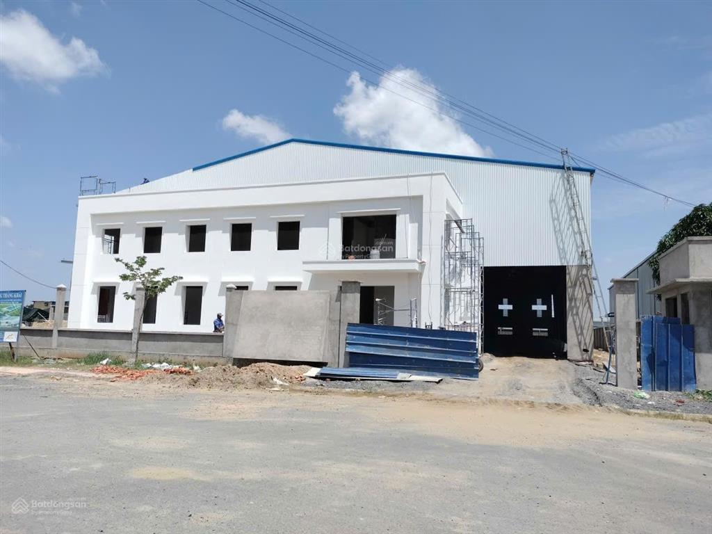 Cho thuê gấp kho xưởng đang trống tại khu công nghiệp hải sơn đức hòa tỉnh long an 3500m2