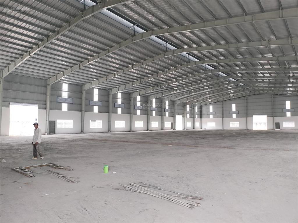 Cho thuê gấp kho xưởng tại huyện bến lức long an, tổng đất 7,000m2 có xây dựng nhà xưởng 4,200m2