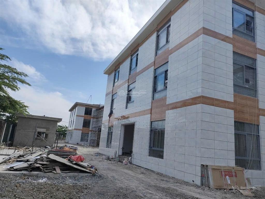 Cho thuê gấp kho xưởng tại khu công nghiệp nhơn trạch tỉnh đồng nai, tổng đất 22,000m2