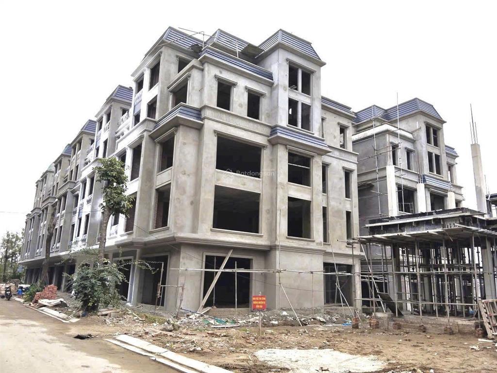 Cần bán căn liền kề 100m2 tại cổ bi gia lâm xây 5 tầng trong giá tốt nhất.  em xem nhà luôn.