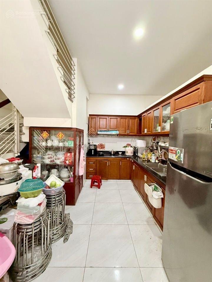 96m, 1/ ra đường lưu chí hiếu, oto đậu cửa 4 lầu giá chỉ 9,x. tỷ