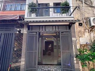 Giá 4tỷ 450 tr hương lộ 2  4 x 10  2 tầng đúc hxh đỗ cửa đường chiến lược sổ hồng riêng