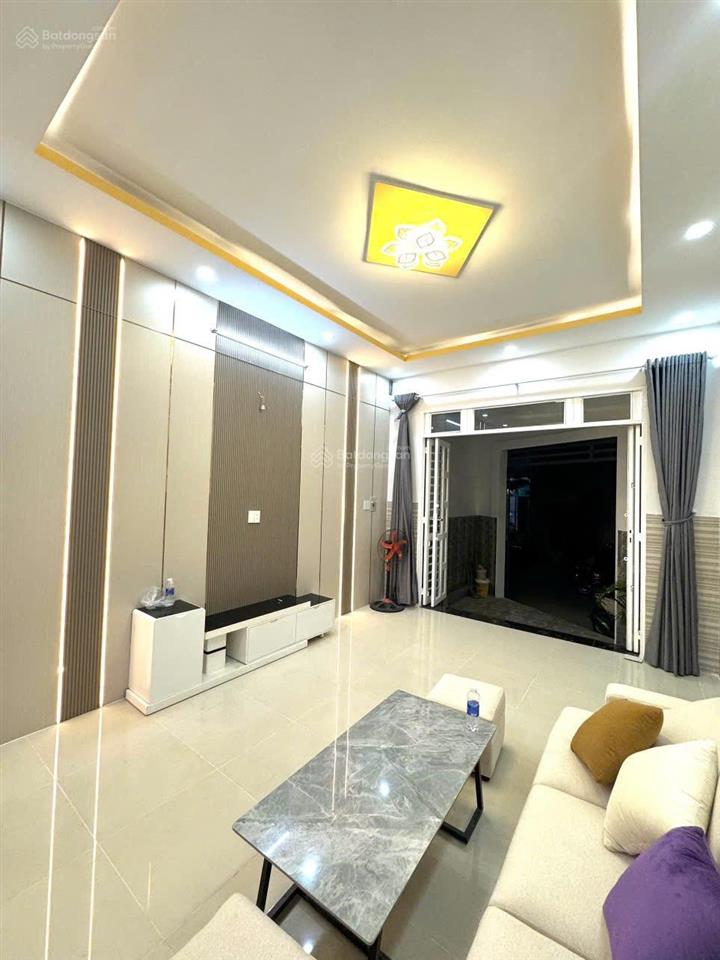 Nhà đẹp lung linh vào ở ngay , kết cấu trệt lửng 25m2  ngay chợ bình trị đông  giáp tên lửa