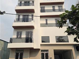 Thiết kế hiện đại full nội thất cao cấp dọn vào ở ngay. ngang gần 10m hiếm có ở bình tân 6,8 tỷ