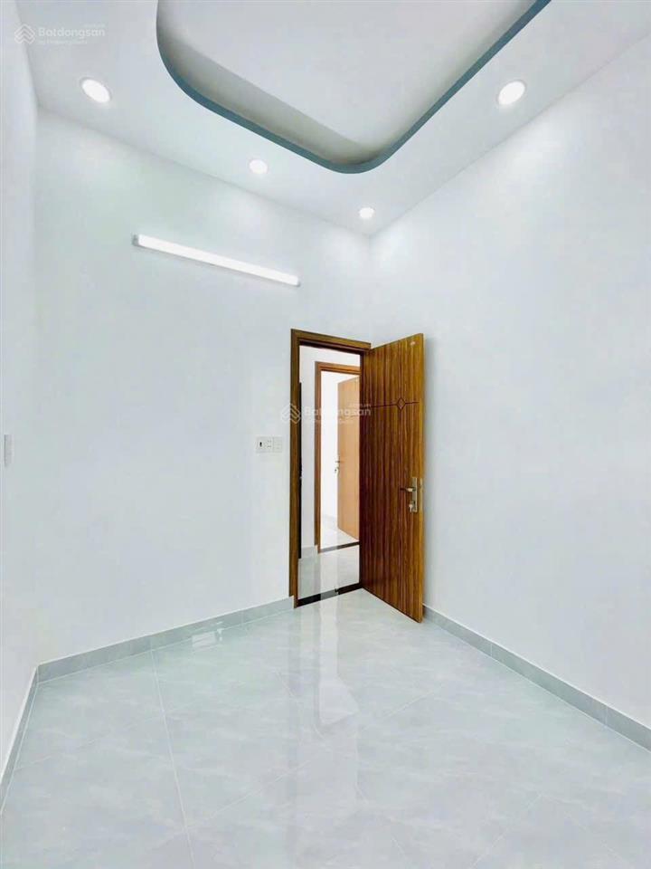 Nhà siêu hot chỉ 3,680 tỷ  có ngay lê văn quới  dtsd 50m2  đường 4m