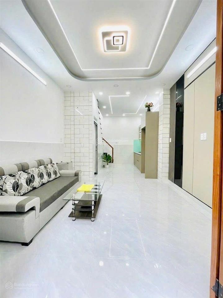 Nhà siêu hot chỉ 3,680 tỷ  có ngay lê văn quới  dtsd 50m2  đường 4m