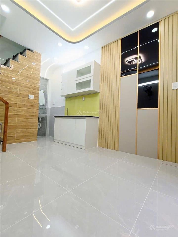 Nhà mặt tiền đường 3b ngay trường bình long 15m2, 3 tầng chỉ 3.4 tỷ, tl 1 trệt 2 lầu