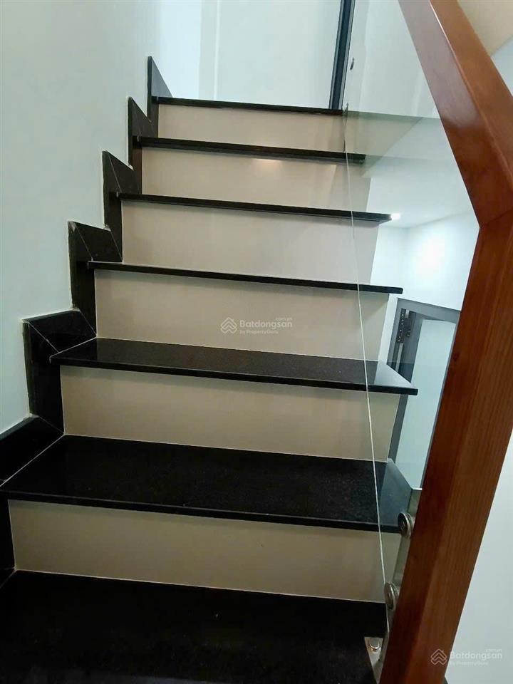 Nhà mặt tiền đường 3b ngay trường bình long 15m2, 3 tầng chỉ 3.4 tỷ, tl 1 trệt 2 lầu