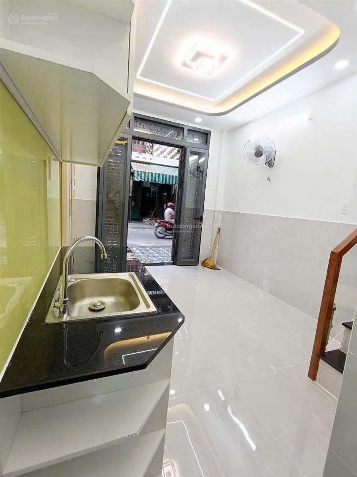 Nhà mặt tiền đường 3b ngay trường bình long 15m2, 3 tầng chỉ 3.4 tỷ, tl 1 trệt 2 lầu