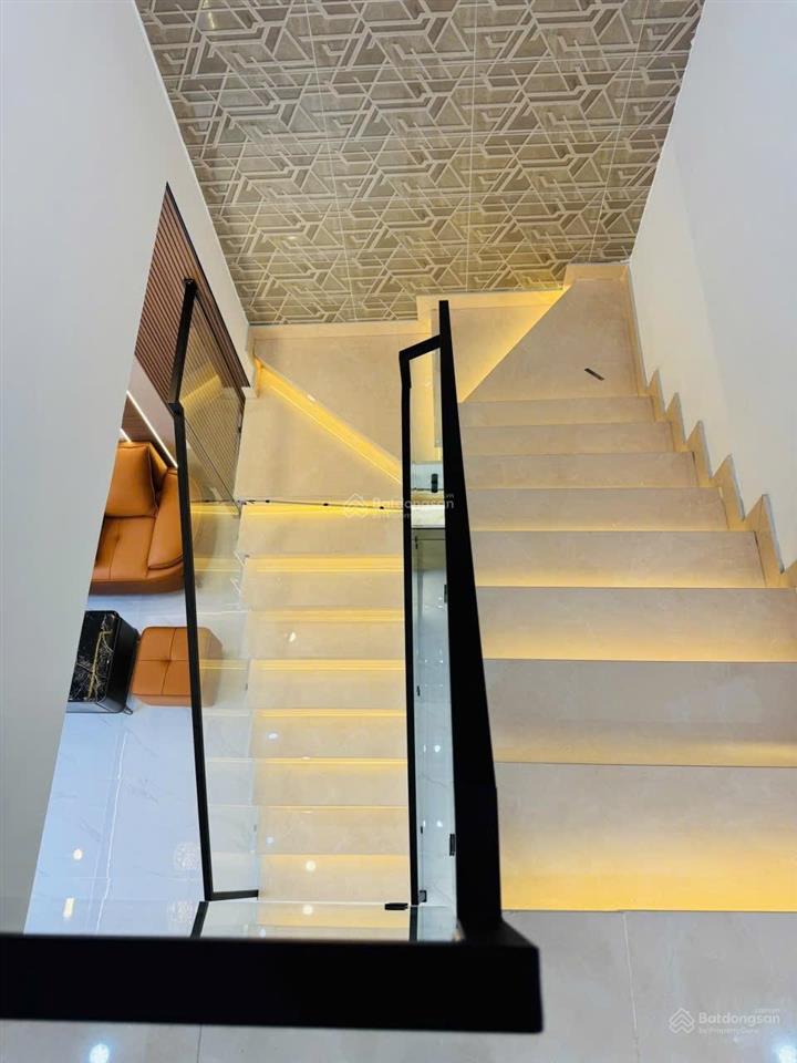 Nhà xây mới ngay chợ bình trị đông  ngang 5,4 dài 12m  2 tầng tặng full nội thất xịn  chỉ 4,5 tỷ