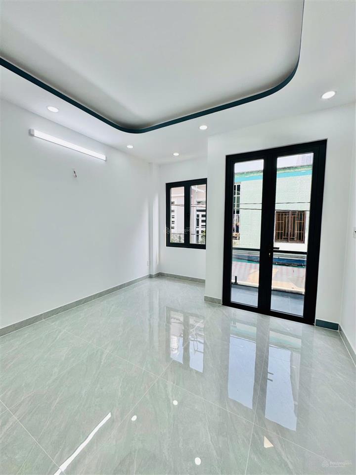 Nhà nhỏ giá tốt  ngay chợ lê văn quới  sát tên lửa  nhà 2 tầng  hẻm sạch đẹp  3.9x10 chỉ 4.8ty