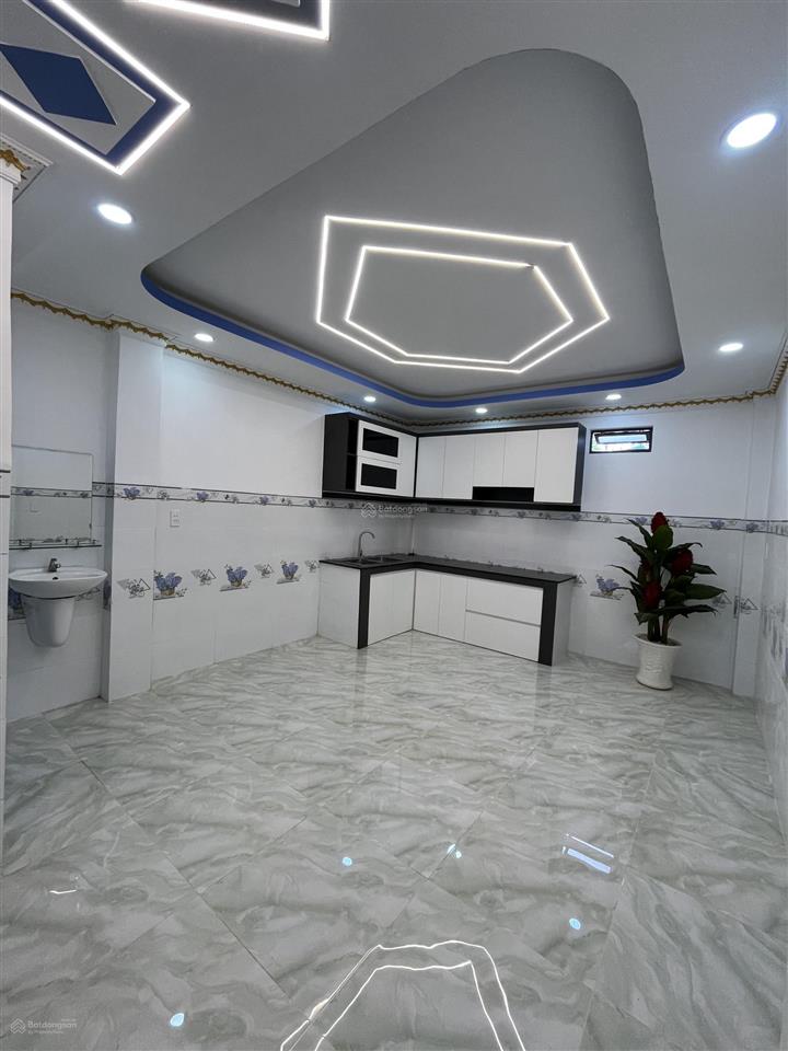 Hxh 7m thông hương lộ 2  giáp 413 lê văn quới  40m2 (4x10), 2 tầng đúc đẹp  chỉ 2,980 tỷ tl