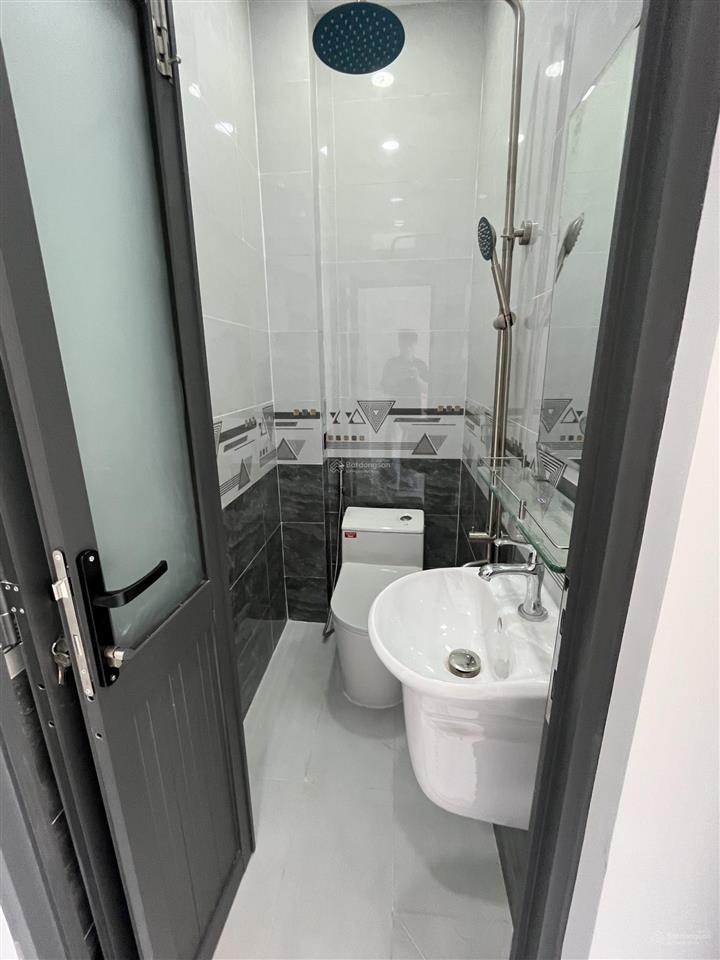 Chỉ 3.45 tỷ tl  phan anh  2 tầng
đúc  dtsd gần 50m2  2pn  giáp
tô hiệu
