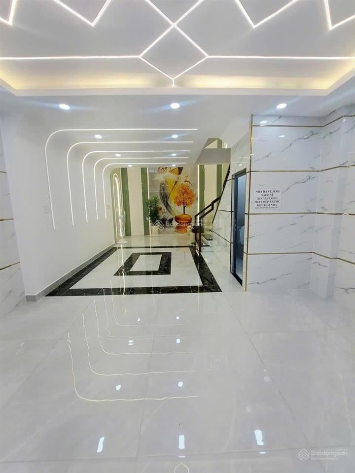 Siêu phẩm mã lò ngay bệnh viện bình tân  50m2, 5 tầng ngang 5m  chỉ 7,3 tỷ tl.