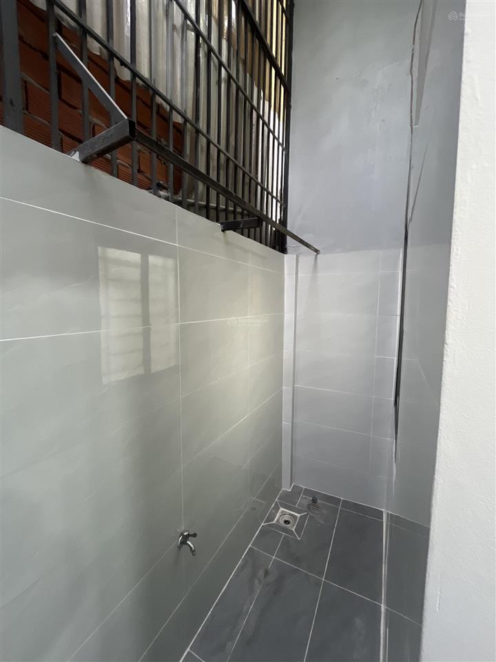 Cạnh liên khu 45  nhà mới 3
tầng đúc đẹp ở ngay  41m2
(4.1x10)  chỉ 4,550 tỷ tl