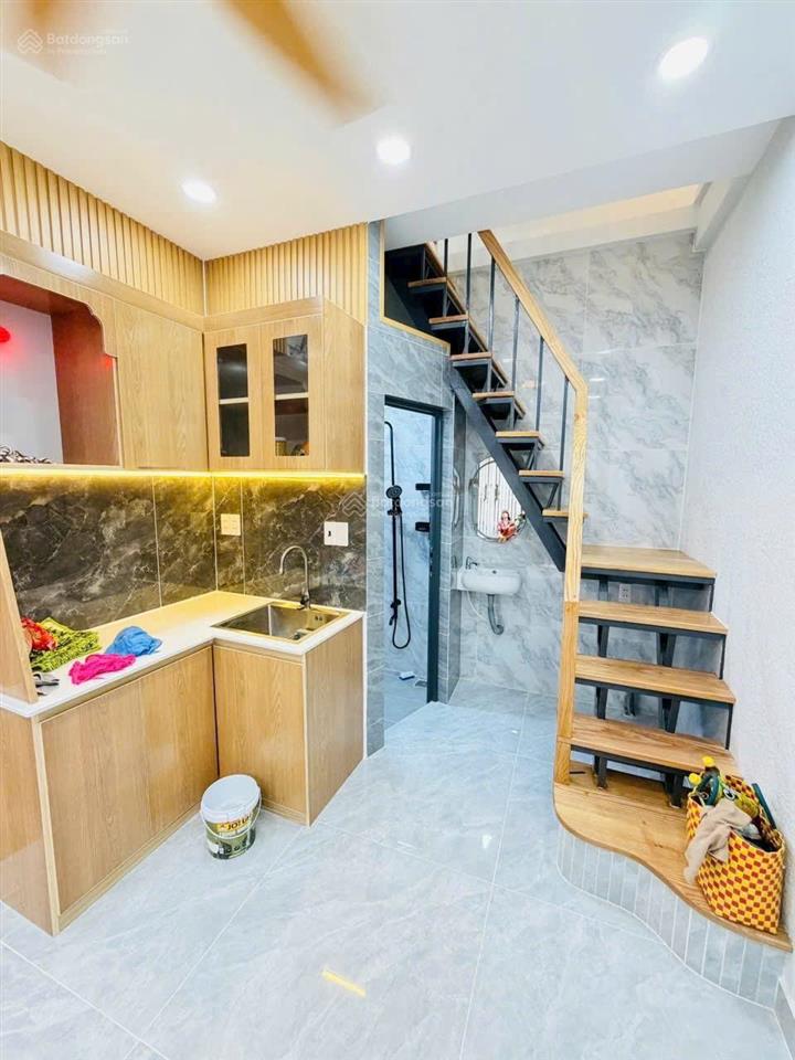 Bán căn nhà xây mới 100% trung tâm quận 10  trục vip tô hiến thành  giá tốt chỉ 2,88 tỷ tl