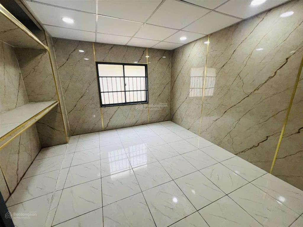Chỉ 2.99 tỷ sở hửu nhà phố quận 1  42m2 sd, sổ hồng riêng, đ trần quang khải tân định
