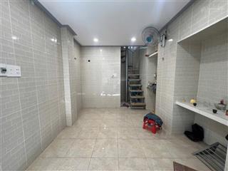 Chỉ 2.99 tỷ sở hửu nhà phố quận 1  42m2 sd, sổ hồng riêng, đ trần quang khải tân định