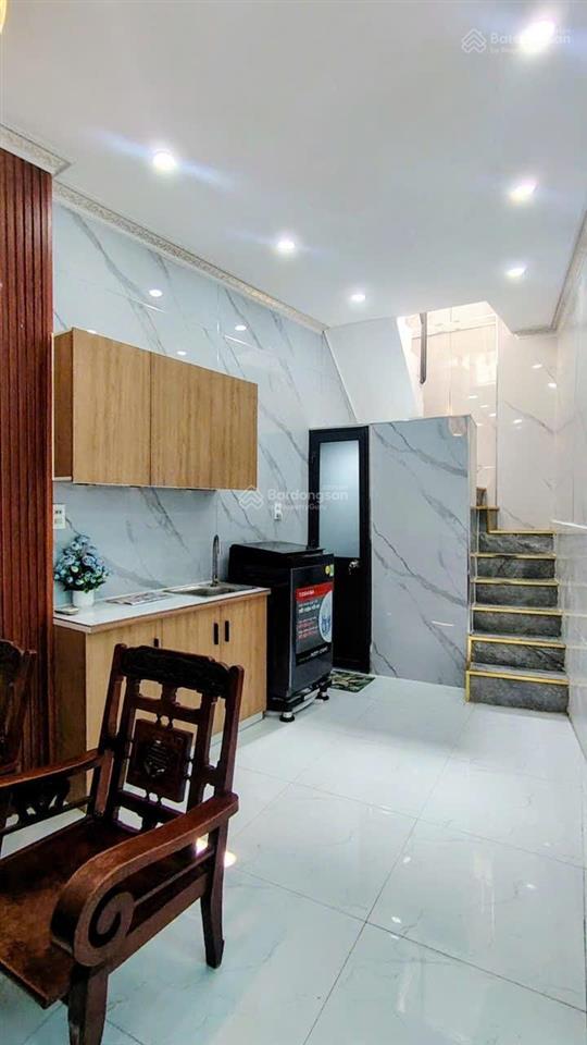 Gấp bán giảm thêm 350tr giá mới chỉ 2.79 tỷ. nóng.!! dắt khách là chốt gấp bán chủ giảm mạnh 350tr