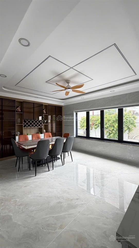 Siêu phẩm thang máy 450kg  chỉ 7,8 tỷ tl  55m2 (5.2 x 11m)  5 tầng  4pn  nở hậu tài lộc