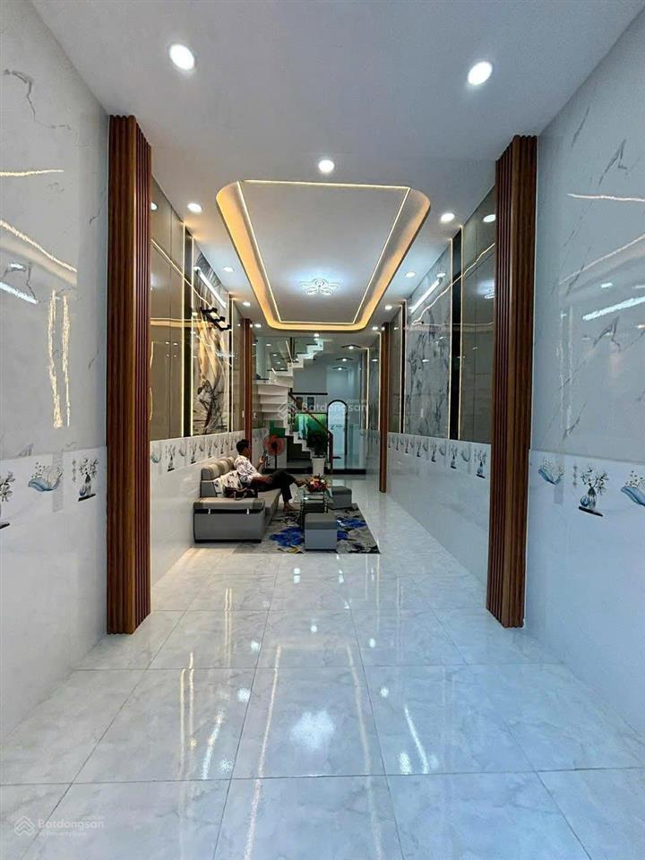 Chủ gấp bán giảm gần 300tr giá mới 5.35 tỷ lê văn quới nhà đẹp hẻm 6m 51m2 2 tầng 3pn