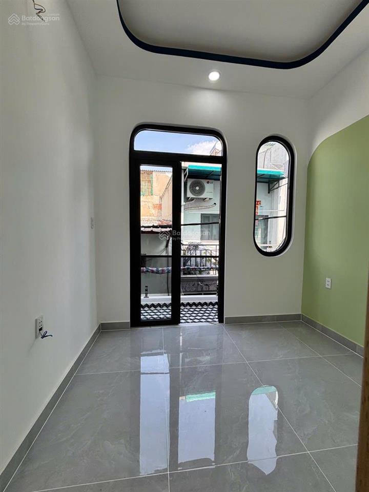 Bán nhà riêng tại đường số 13, 3,5 tỷ, 24 m2, 2pn, 2wc, 2 tầng